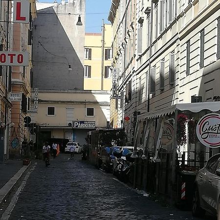 Hostel Signorina In Řím Exteriér fotografie